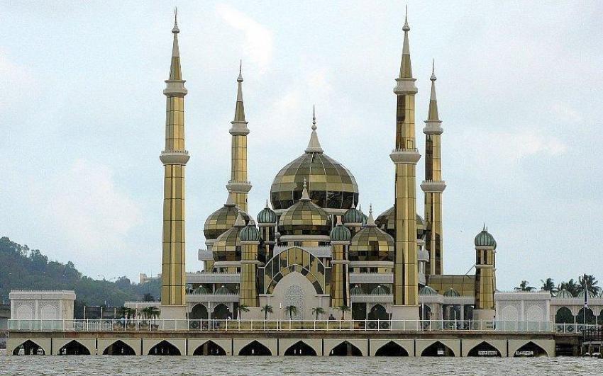 المسجد الكريستالي 