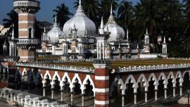 المسجد الجامع فى كوالالمبور (مسجد جامك) - في ماليزيا